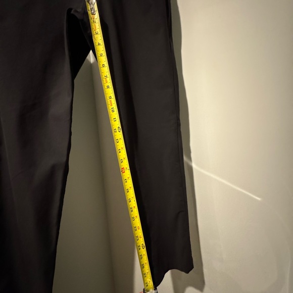 Lululemon black stretch pants - 34 x 28.5 - Picture 4 of 6